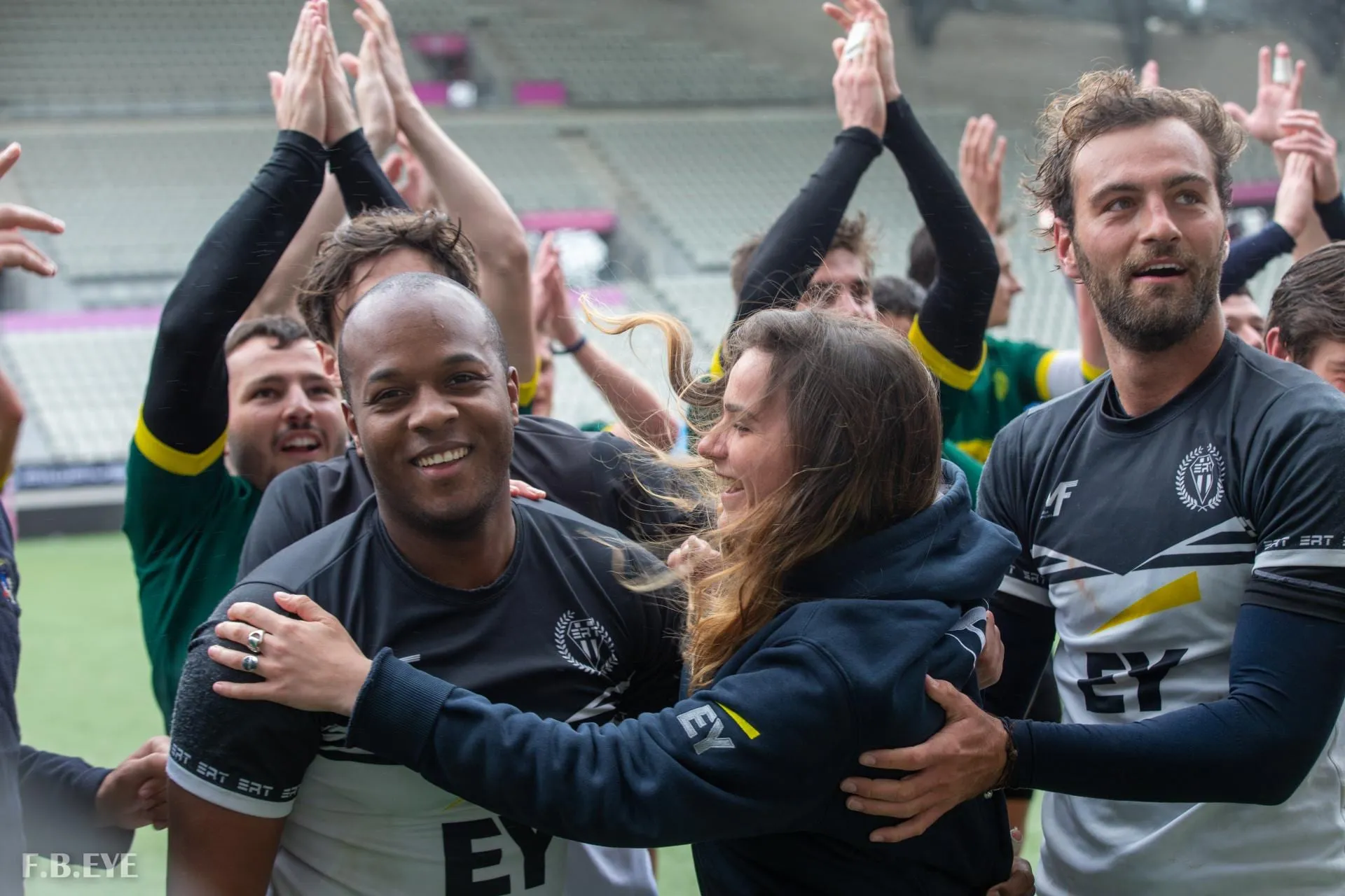 Supporters et joueurs dans la joie